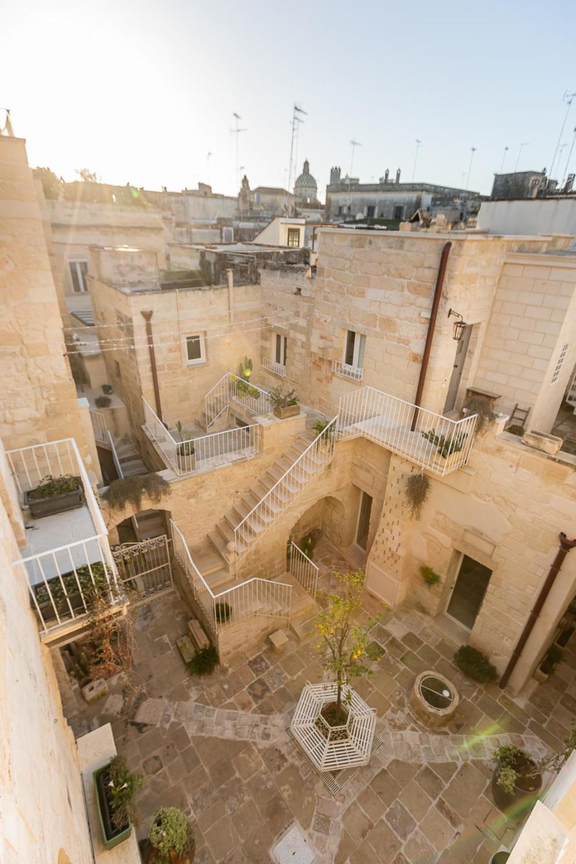 Palazzo Sant'Anna Lecce Hotel Exterior photo